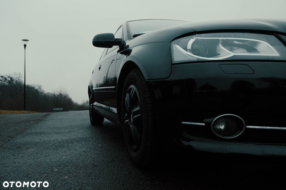 Audi A3 Sportback 1.4 TFSI S line Sportpaket (plus) - 24