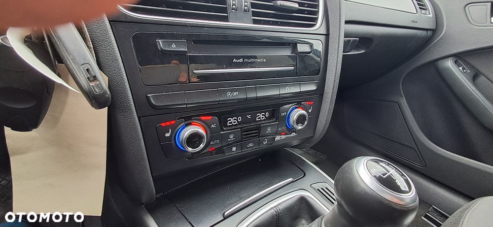 Audi A4 Limousine 1.8 TFSI Attraction - 32