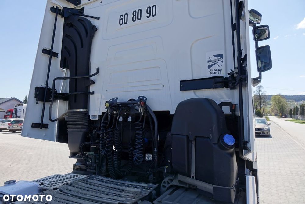 Renault GAMA T520 COMFORT / HIGH SLEEPER /  EURO 6 / STANDARD / AUTOMAT/  EURO 6 / KLIMATYZACJA POSTOJOWA / LODÓWKA / 2 ZBIORNIKI - 17