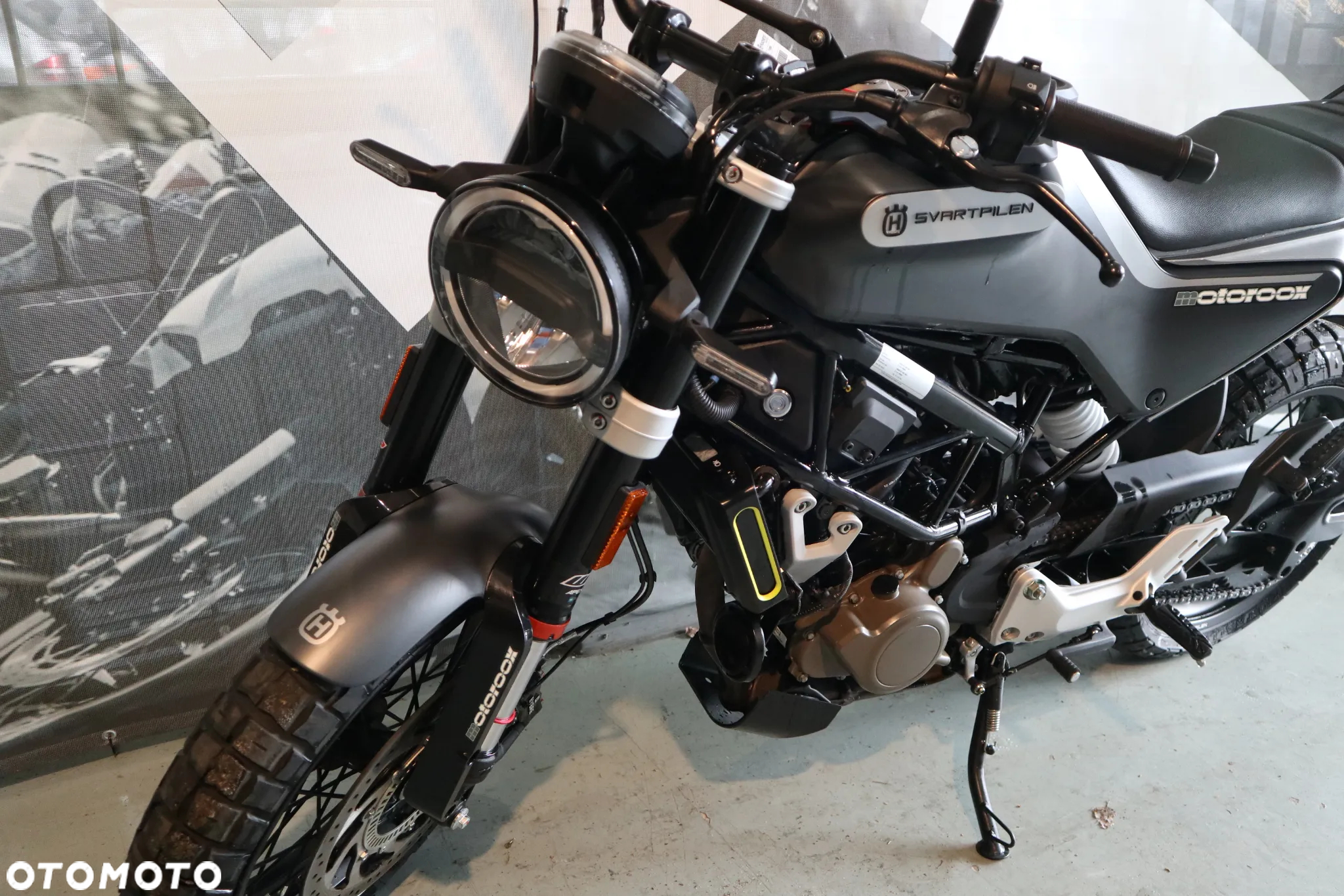 Husqvarna Svartpilen - 2