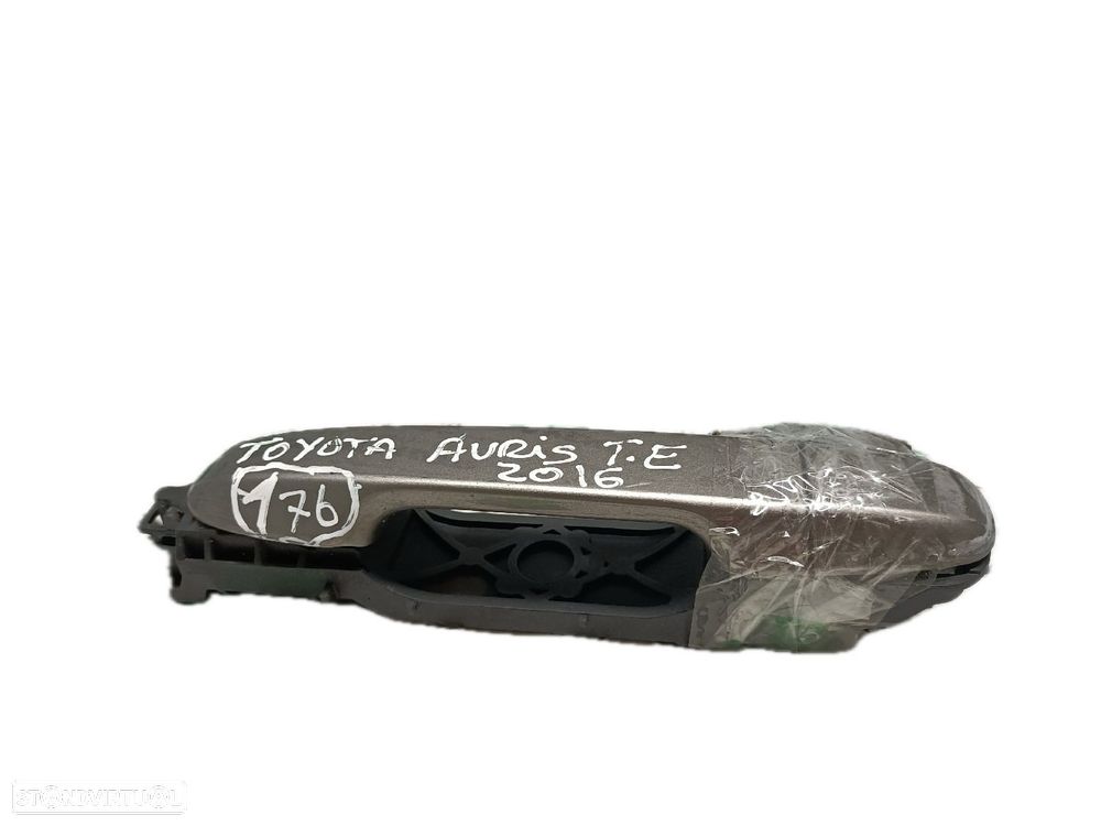 Puxador / Muleta Exterior Toyota Auris (_E18_) - 2