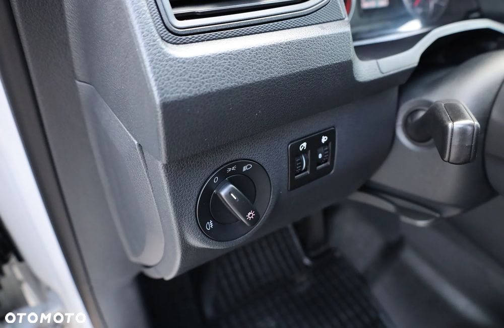 Volkswagen Caddy - 19
