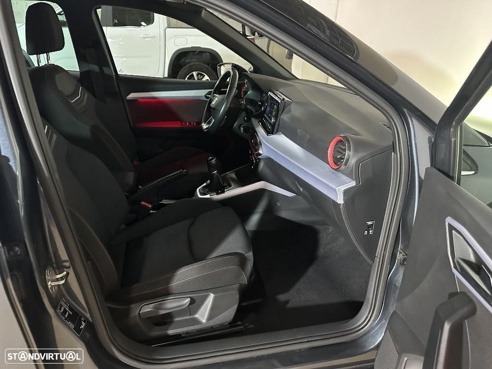 SEAT Arona 1.0 TSI FR - 14