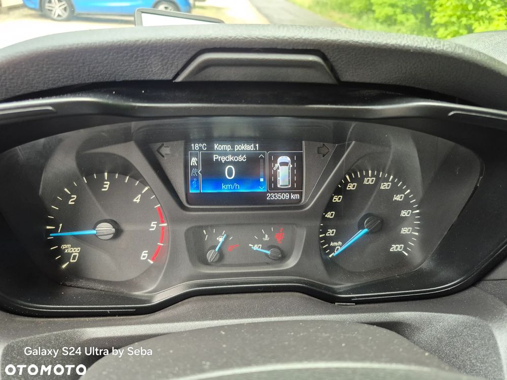Ford Transit - 12
