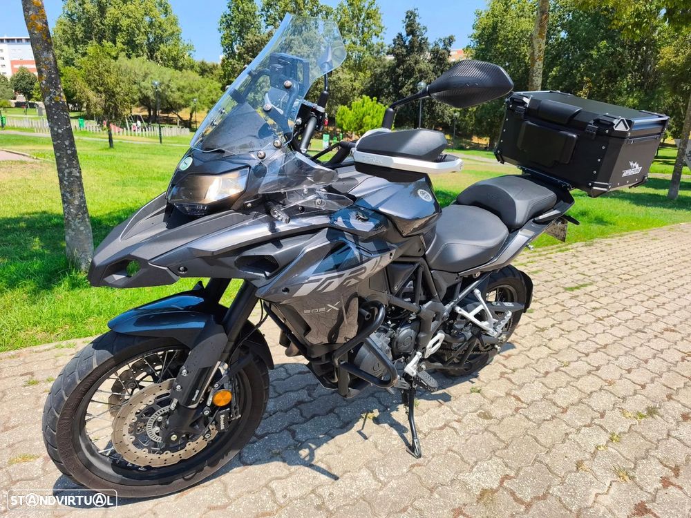 Benelli TRK 502 X - 9