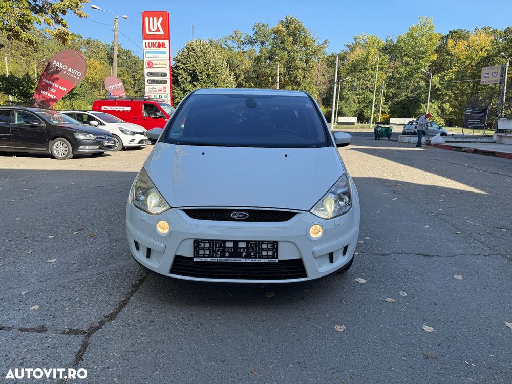 Ford S-Max 2.0 TDCi DPF Titanium - 12