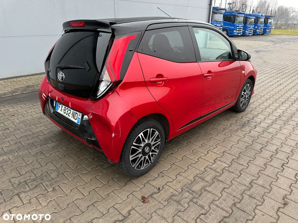Toyota Aygo x-clusive Style Selection - 4