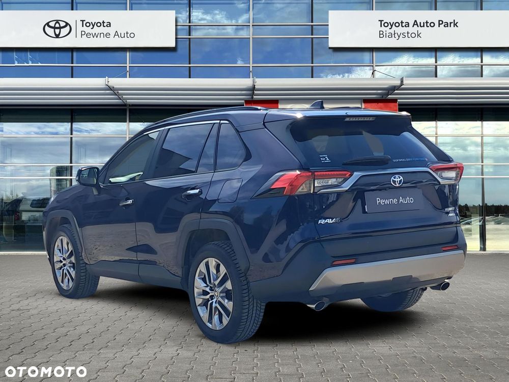 Toyota RAV4 - 3