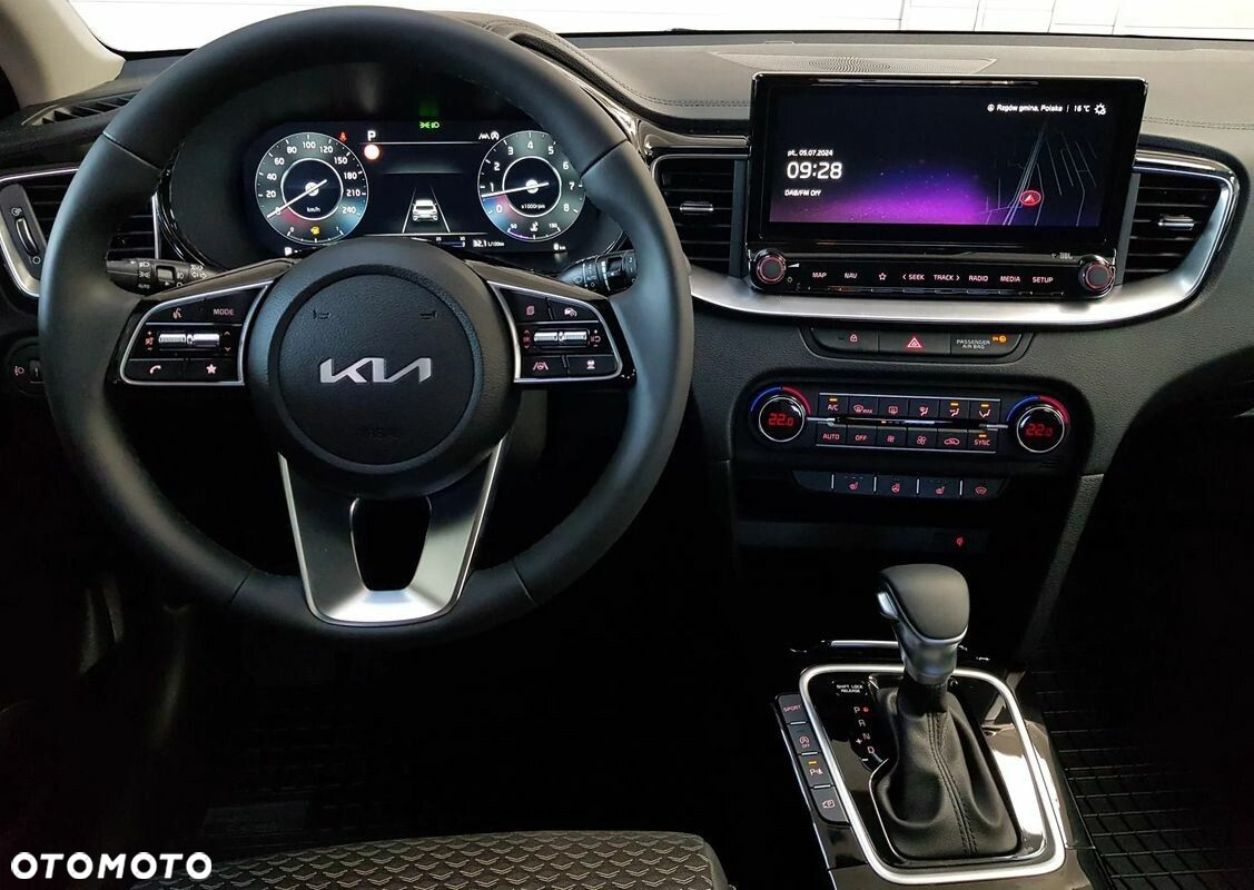 Kia XCeed 1.5 T-GDI Business Line DCT - 15
