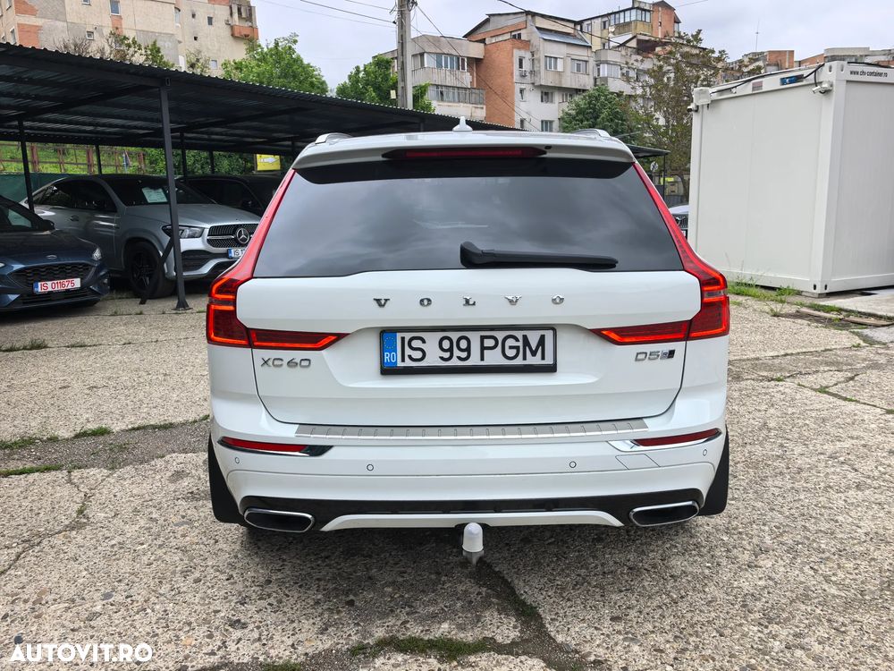 Volvo XC 60 D5 AWD R-Design - 9