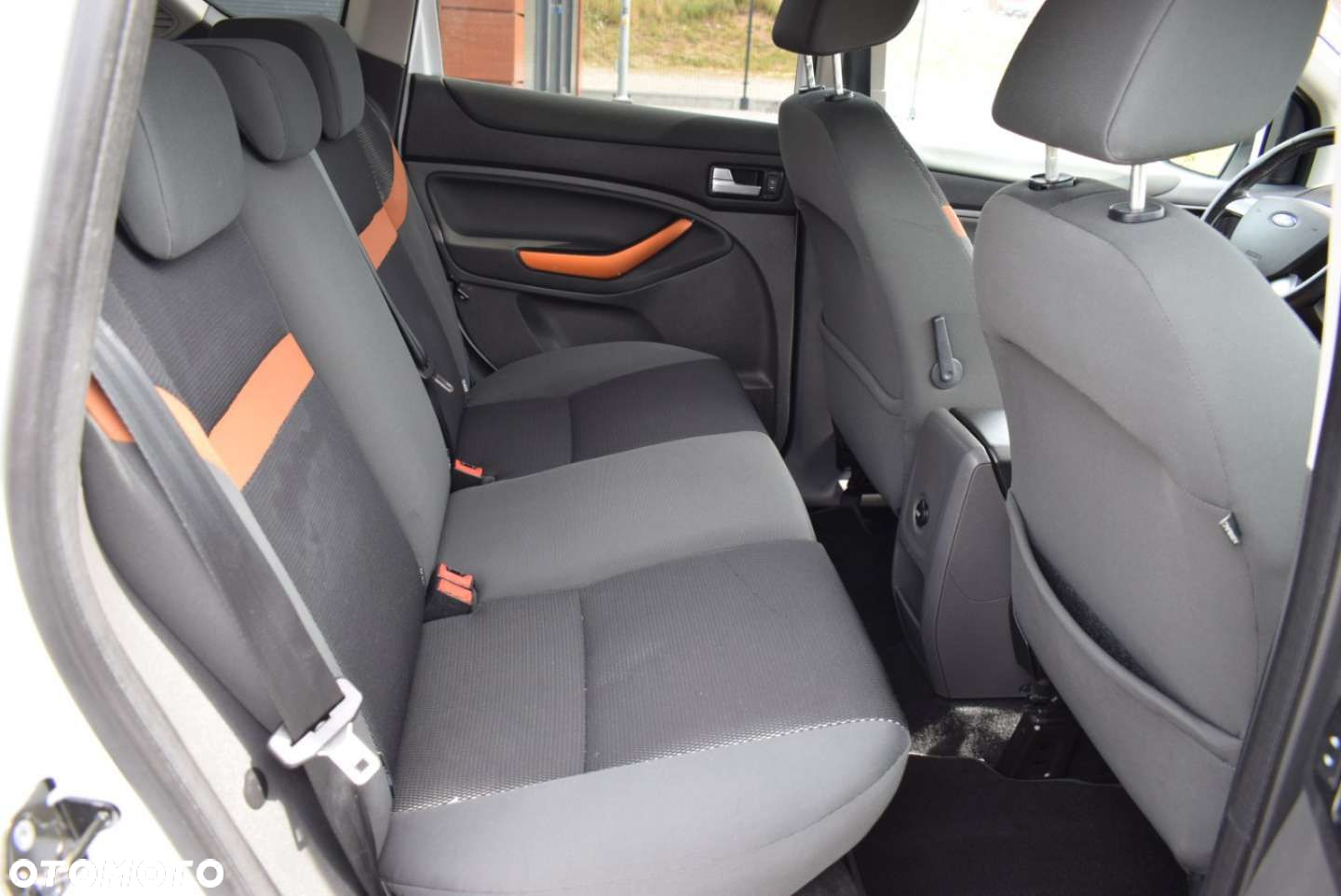 Ford Kuga - 22