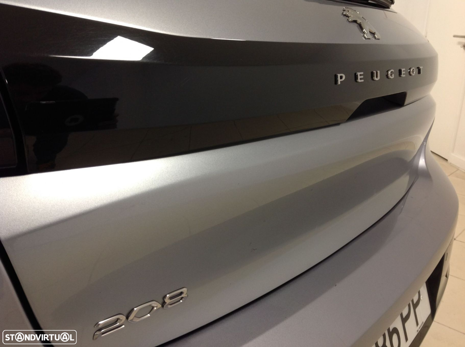 Peugeot 208 1.2 PureTech Allure - 18