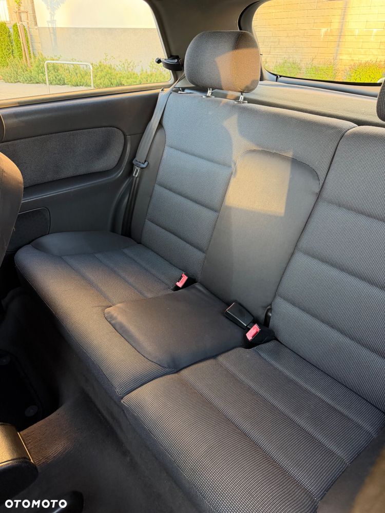 Audi A3 3-drzwiowe 1.9 TDI Ambition - 11