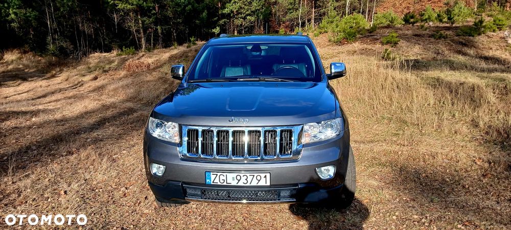 Jeep Grand Cherokee - 37
