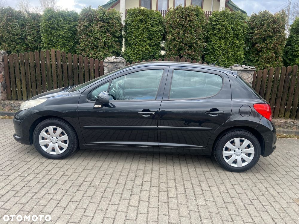 Peugeot 207 - 3