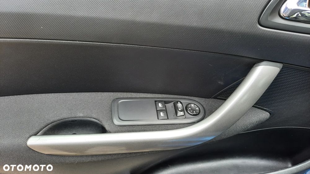 Peugeot 308 120 VTi Active - 12