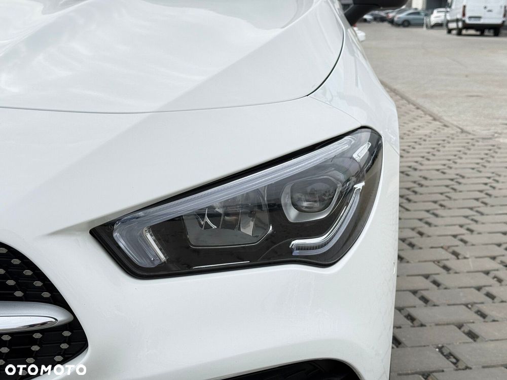 Mercedes-Benz CLA 180 AMG Line 7G-DCT - 10