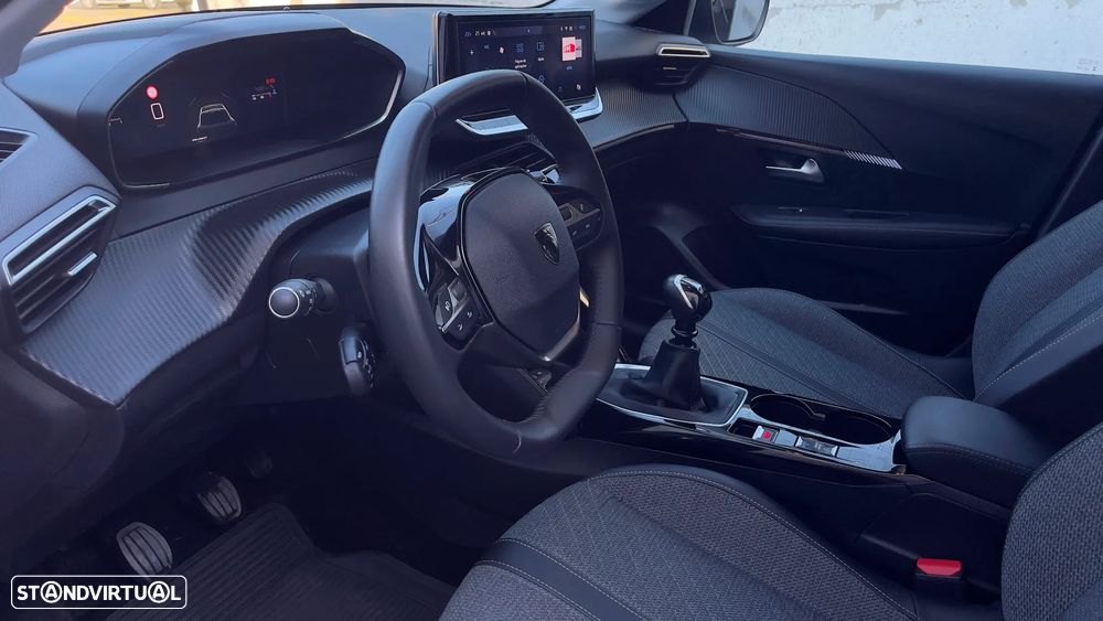 Peugeot 208 1.2 PureTech Allure - 4