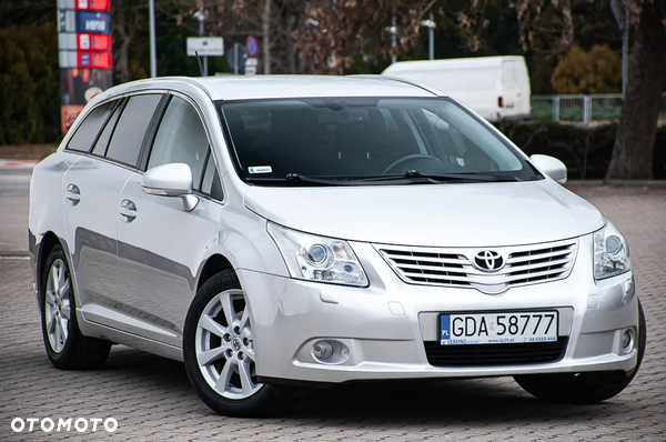 Toyota Avensis 2.0 D-4D Sol