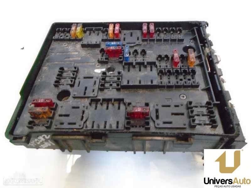 CAIXA RELÉS / FUSÍVEIS VOLKSWAGEN CADDY III BREAK FAMILIAR 2003 -1K0937124K - 1