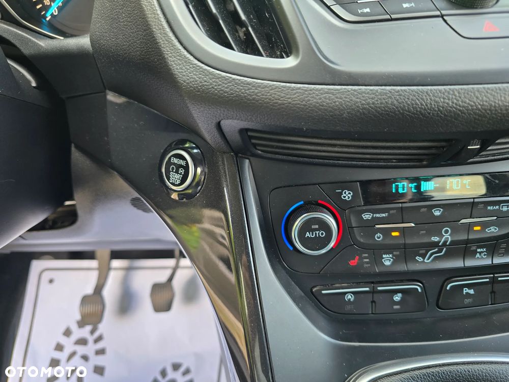 Ford Kuga 2.0 TDCi 4WD Titanium - 33