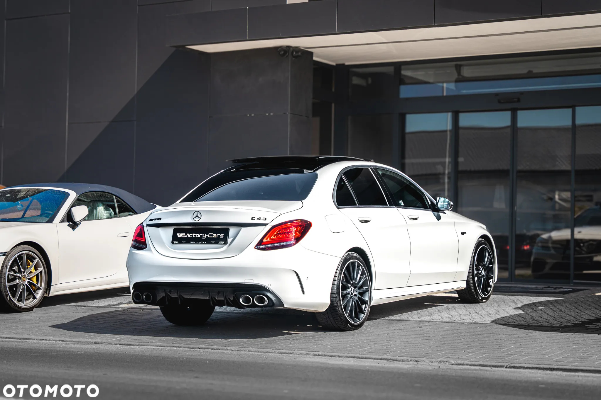 Mercedes-Benz Klasa C AMG 43 4Matic AMG TCT 9G - 16