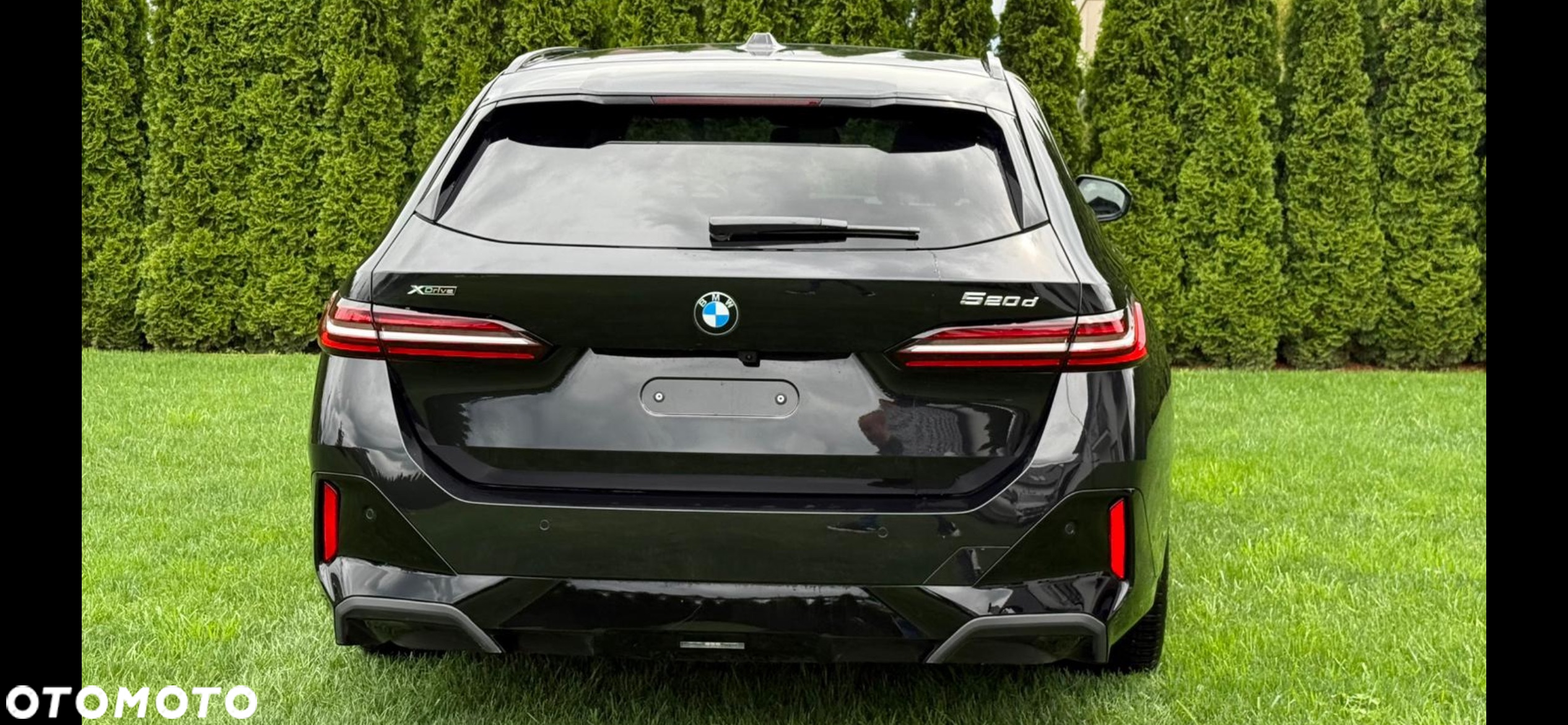 BMW Seria 5 520d xDrive Touring - 3