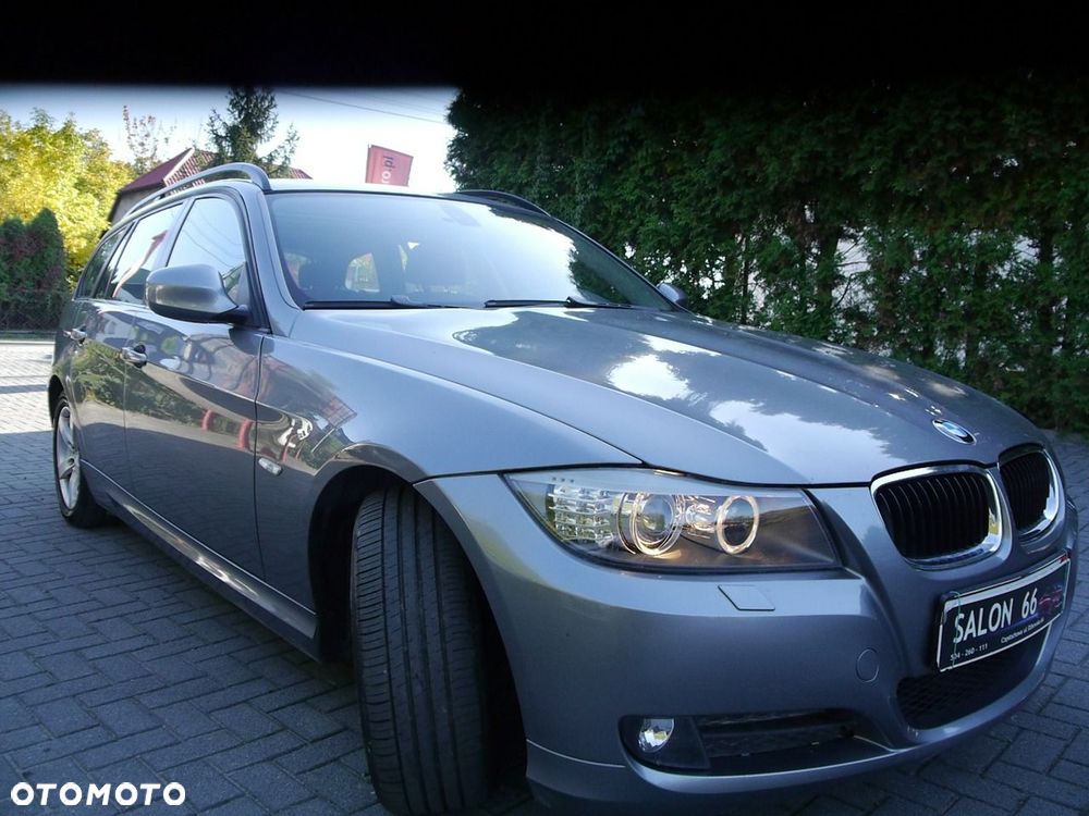 BMW Seria 3 318i Edition Sport - 9