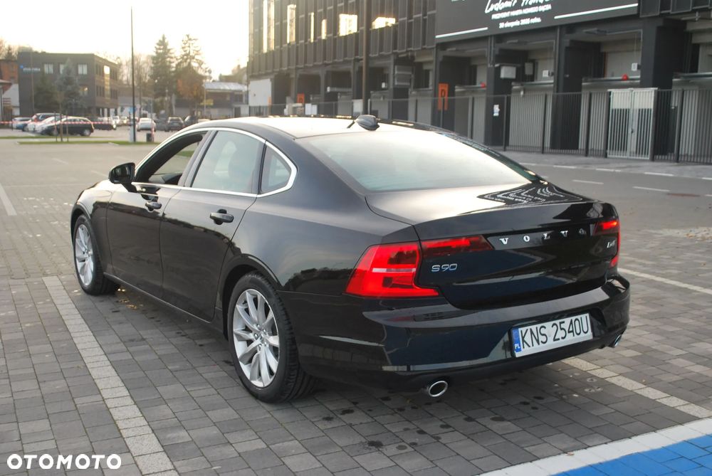 Volvo S90 - 3