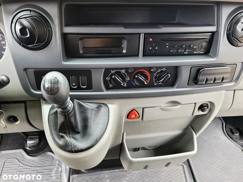 Renault Master - 29