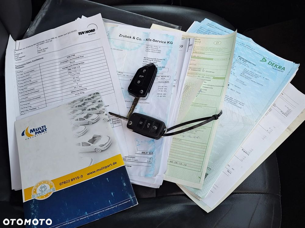 Volkswagen Multivan - 30