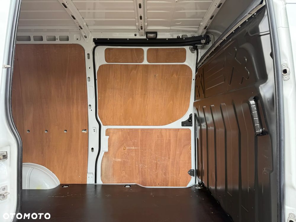 Iveco Daily L3H2 HI-MATIC - 18