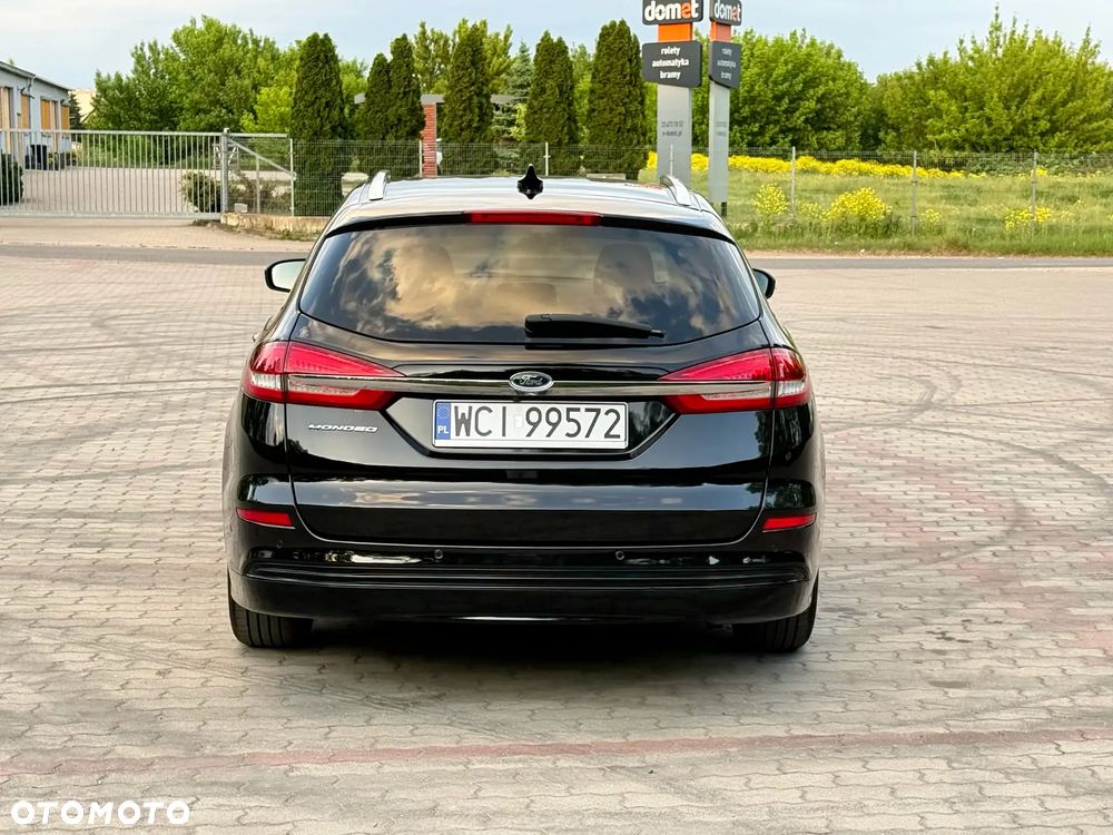 Ford Mondeo - 12