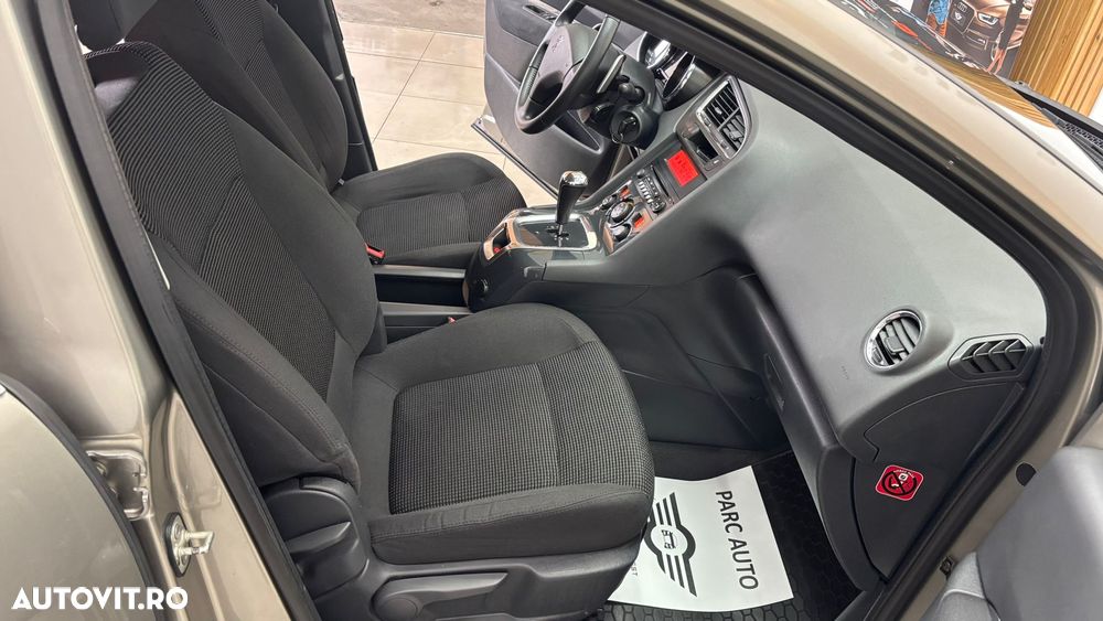 Peugeot 5008 - 7