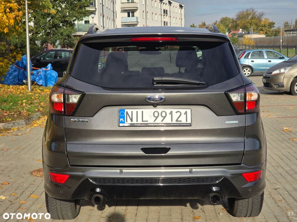 Ford Kuga 1.5 EcoBoost 2x4 ST-Line - 9
