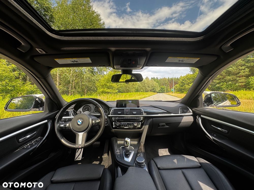BMW Seria 3 330i GPF xDrive M Sport Shadow - 15