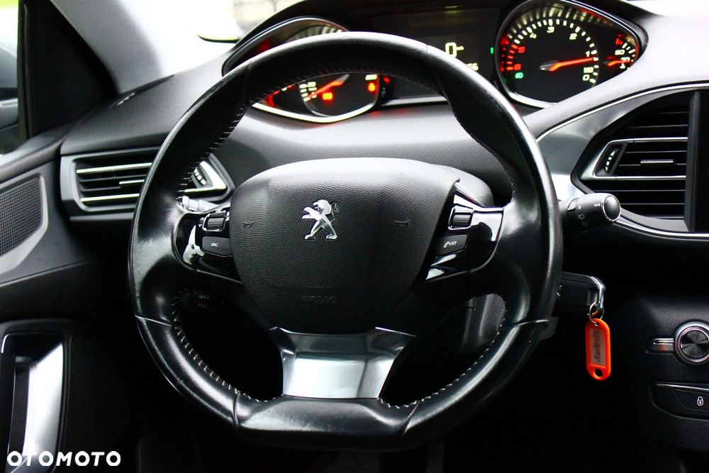 Peugeot 308 BlueHDi FAP 130 Stop & Start Allure - 33