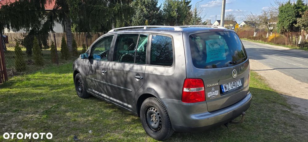 Volkswagen Touran 1.4 TSI Comfortline - 1