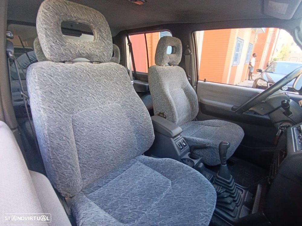 Mitsubishi Pajero 2.8 TD GLS - 16