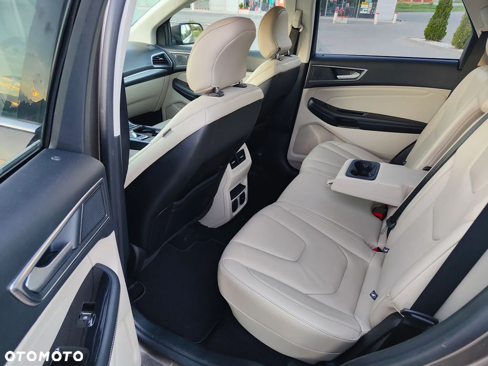 Ford Edge - 19