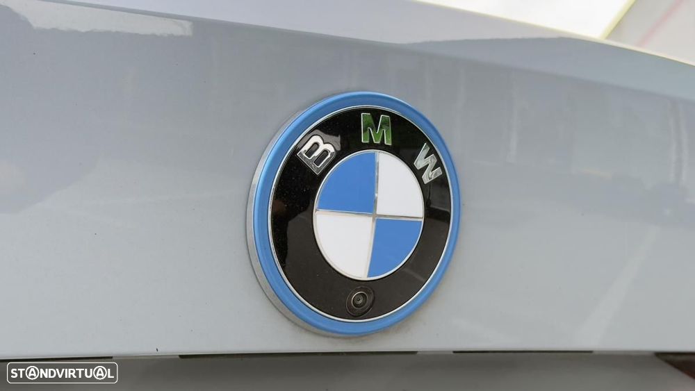 BMW i4 eDrive40 - 15