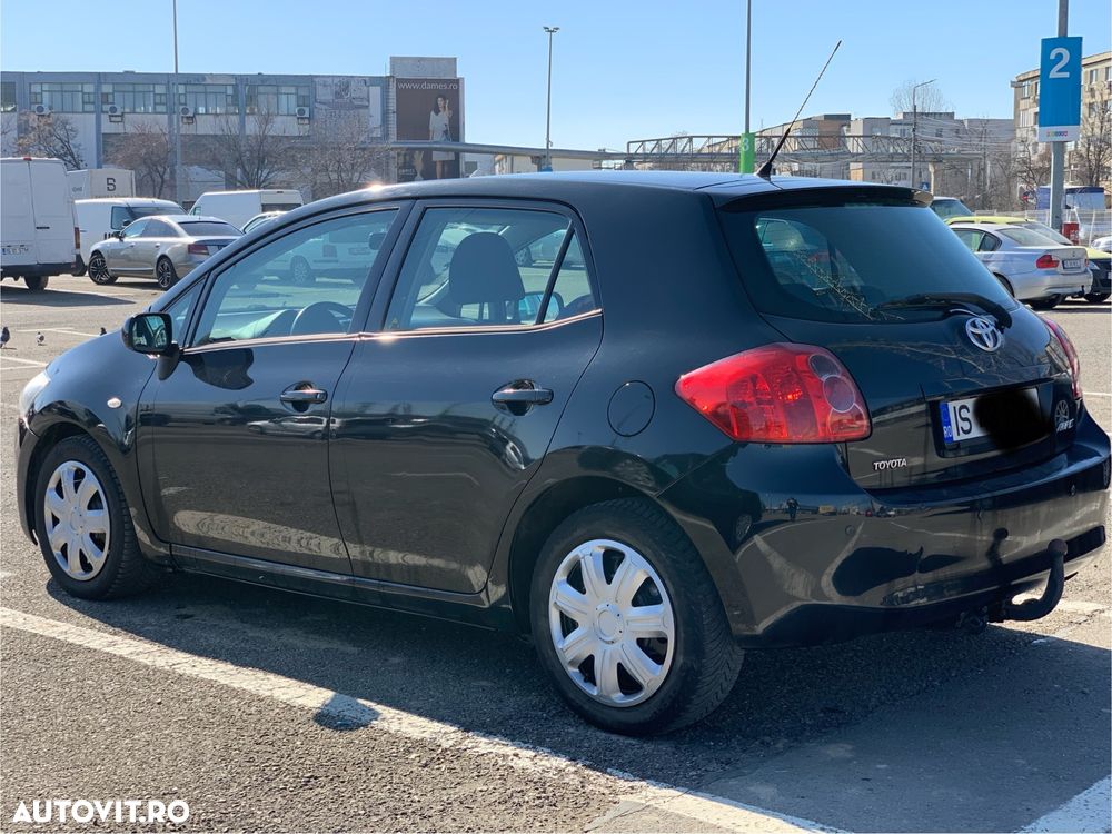 Toyota Auris 1.4 D-4D Luna - 3