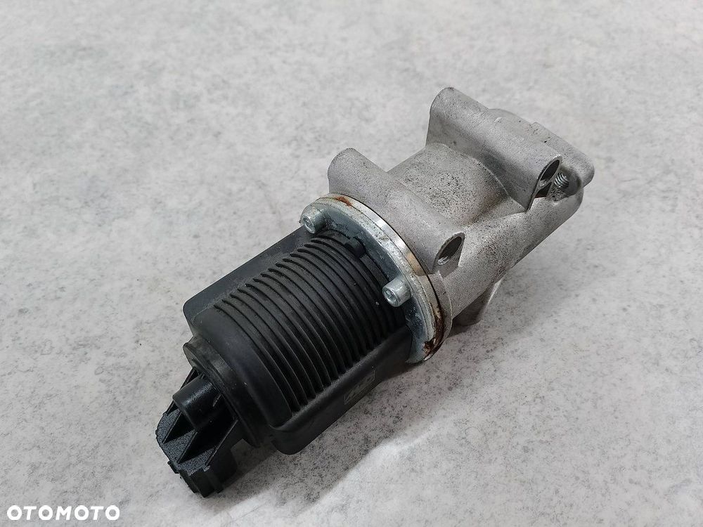 ZAWÓR EGR OPEL ZAFIRA B 330690644 1.9 CDTI - 6