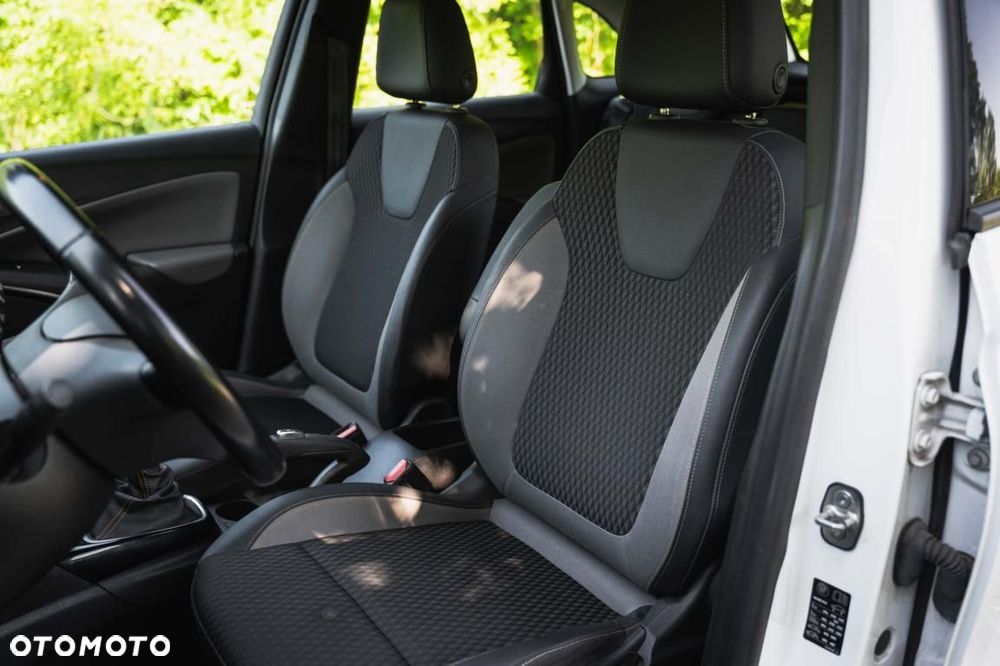 Opel Crossland X - 14