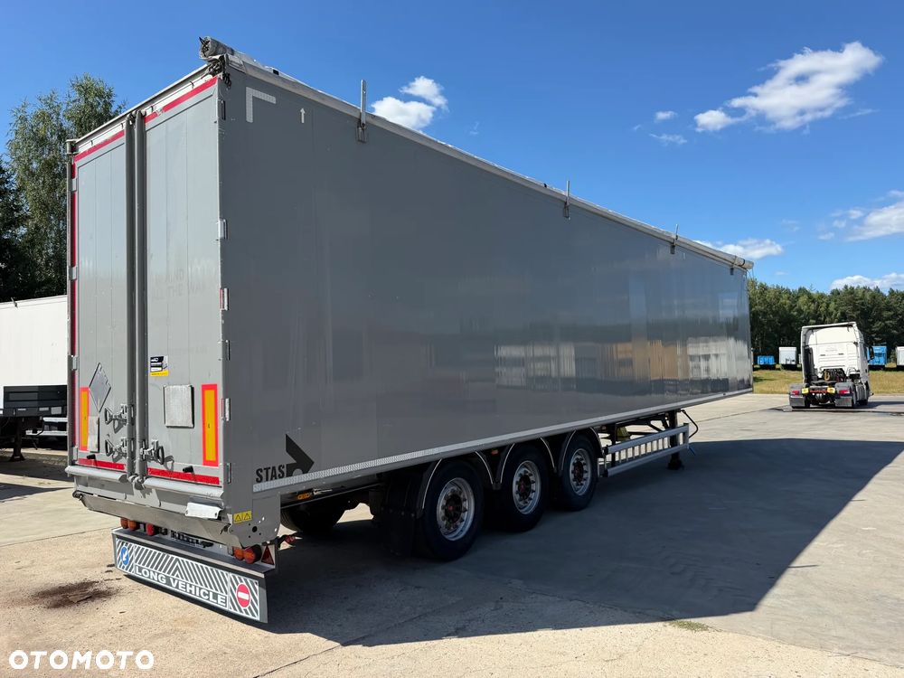 Stas Ruchoma podłoga 94m3 Podłoga 10 mm 2019 rok - 2