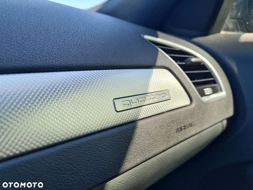 Audi A4 Allroad - 30