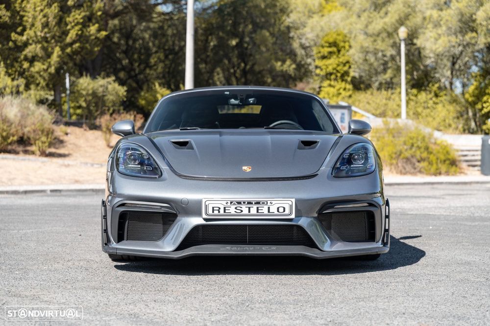 Porsche 718 Spyder RS - 4