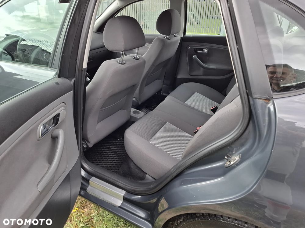 Seat Cordoba 1.4 16V Superwagen - 12