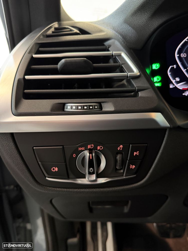 BMW X3 30 e xDrive Pack M - 19