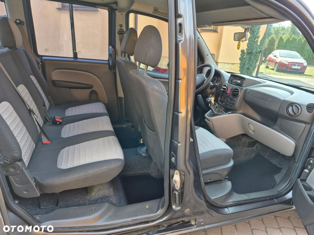 Fiat Doblo 1.9 JTD Family - 12
